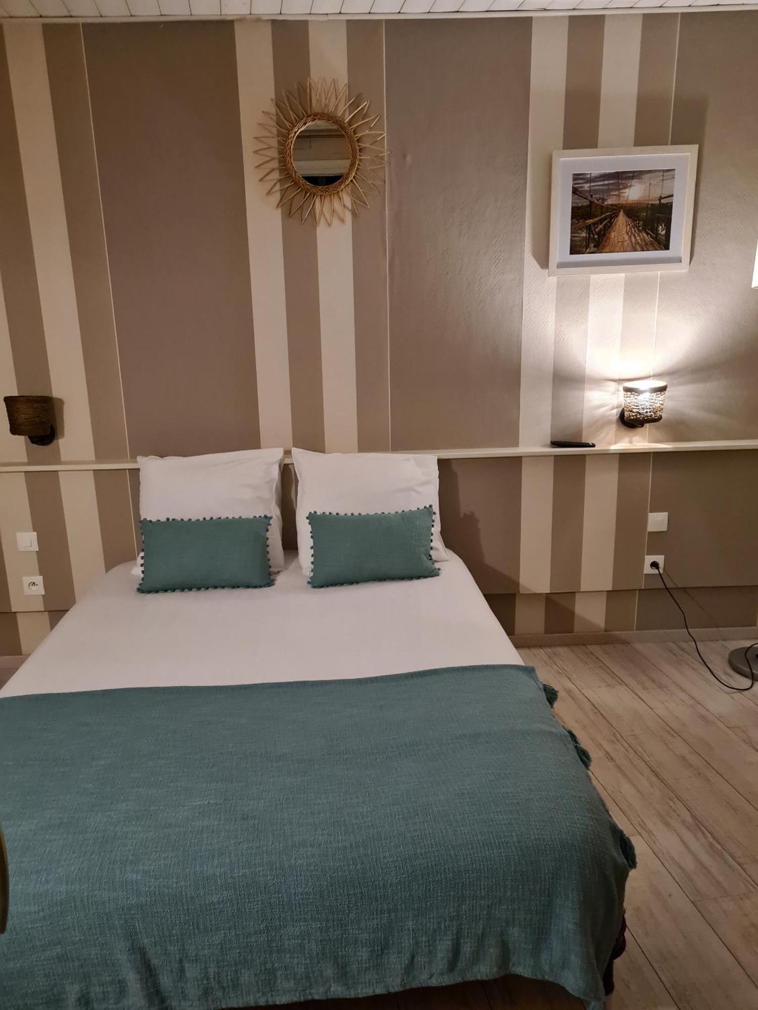 Le Royal Hôtel Saint-Pol-sur-Ternoise Extérieur photo